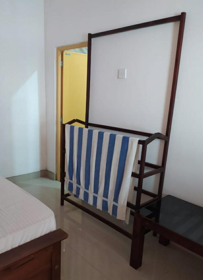 River Side Holiday Inn Weligama Exterior photo